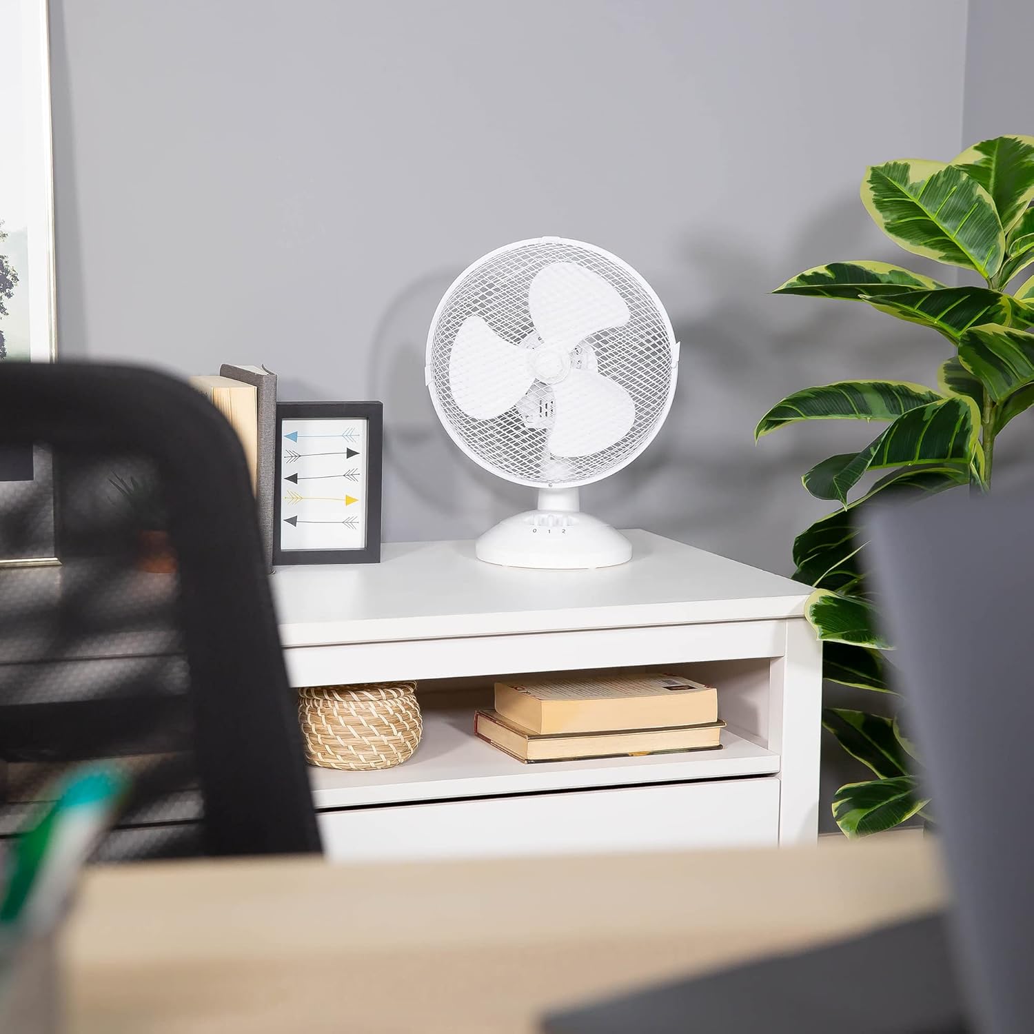 Thumbnail 5 de Russell Hobbs RHPDF0921 9-inch portable desk fan with 2 speeds and 90° wide-angle oscillation (white)