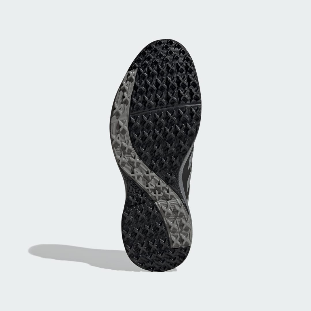 Detalle de Adidas Traxion Lite Max Bounce: zapatilla de golf sin clavos en negro
