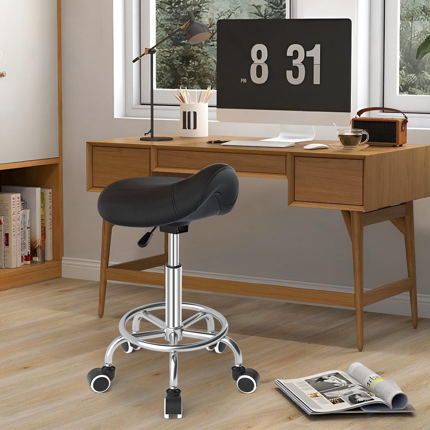 Detalle 2 de YEEZEE Saddle Stool Chair with Wheels, Adjustable Height and Thick Black PU Seat