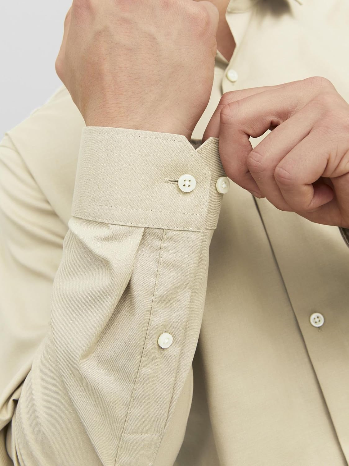 Detalle de JACK & JONES Shirt Slim Fit: la camicia slim fit dal tocco morbido