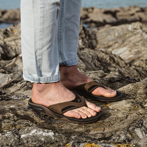 Detalle de Reef Fanning Men's Sandals (Black and Tan, UK 10) – Practical warmth with a cheeky bottle opener