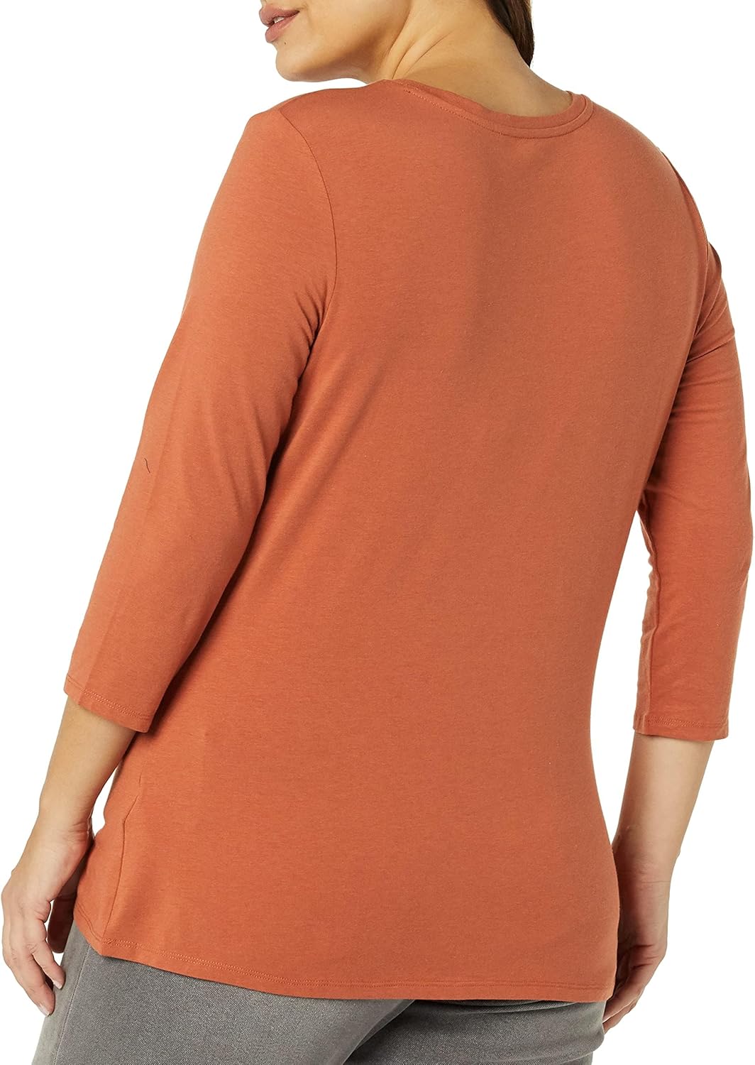 Thumbnail 3 de Amazon Essentials Women's Regular-Fit 3/4 Sleeve V-Neck T-Shirt (Plus Size Available)