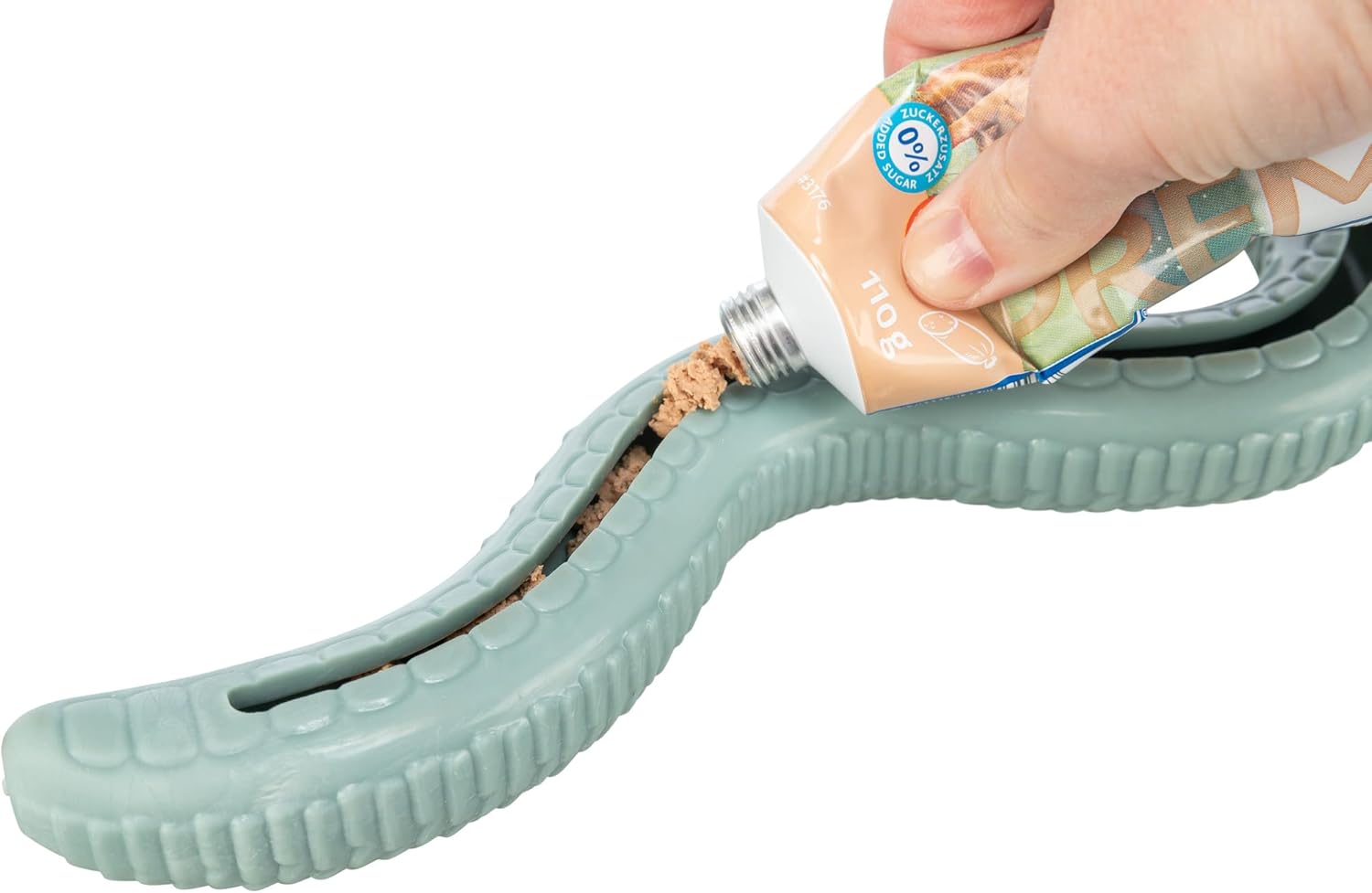 Detalle de TRIXIE Snack Snake – 42 cm Fillable TPR Dog Toy