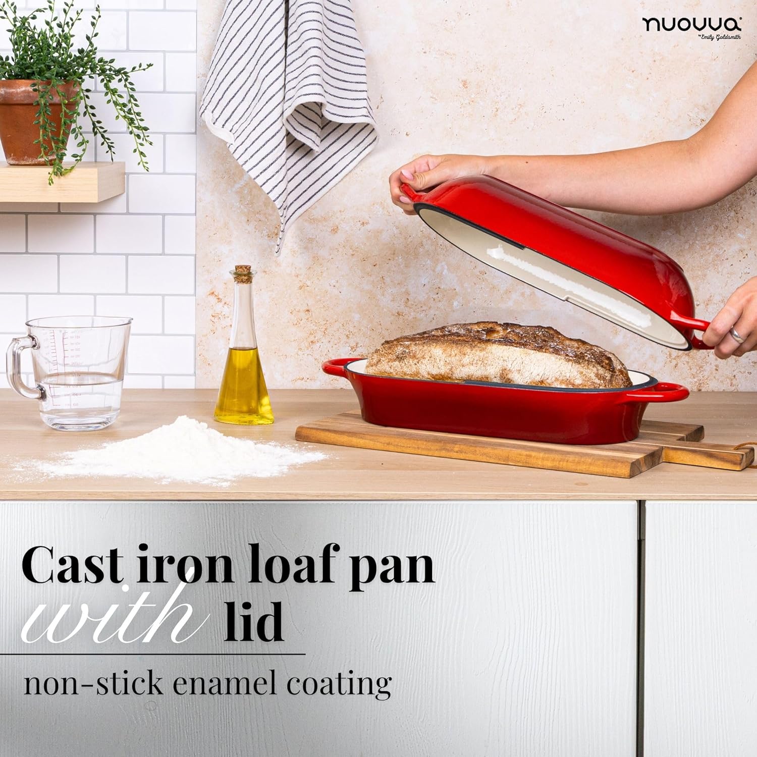 Thumbnail 5 de Nuovva enamelled cast iron bread loaf pot (rectangular red) – Dutch oven for sourdough, 32cm x 16cm