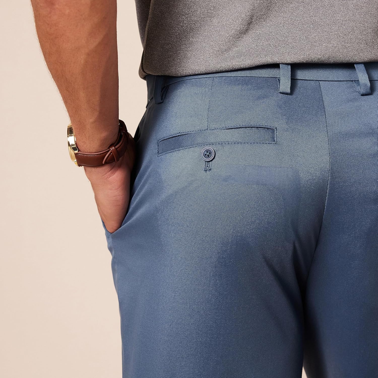Thumbnail 3 de Amazon Essentials Men's Classic-Fit Stretch Golf Shorts (Available in Big & Tall)