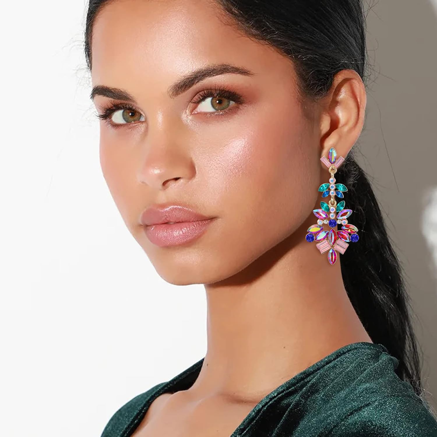 Detalle 2 de Clearine Boucles d'oreilles Statement Marquise Square Crystal Cluster Art Deco pour Femme Multicolor Ton d'or