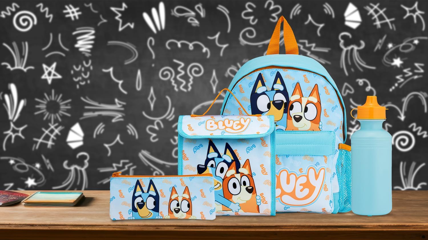 Detalle de Bluey Backpack 4-Piece School Set for Boys (Ages 2–7) with Lunch Bag, Water Bottle and Pencil Case