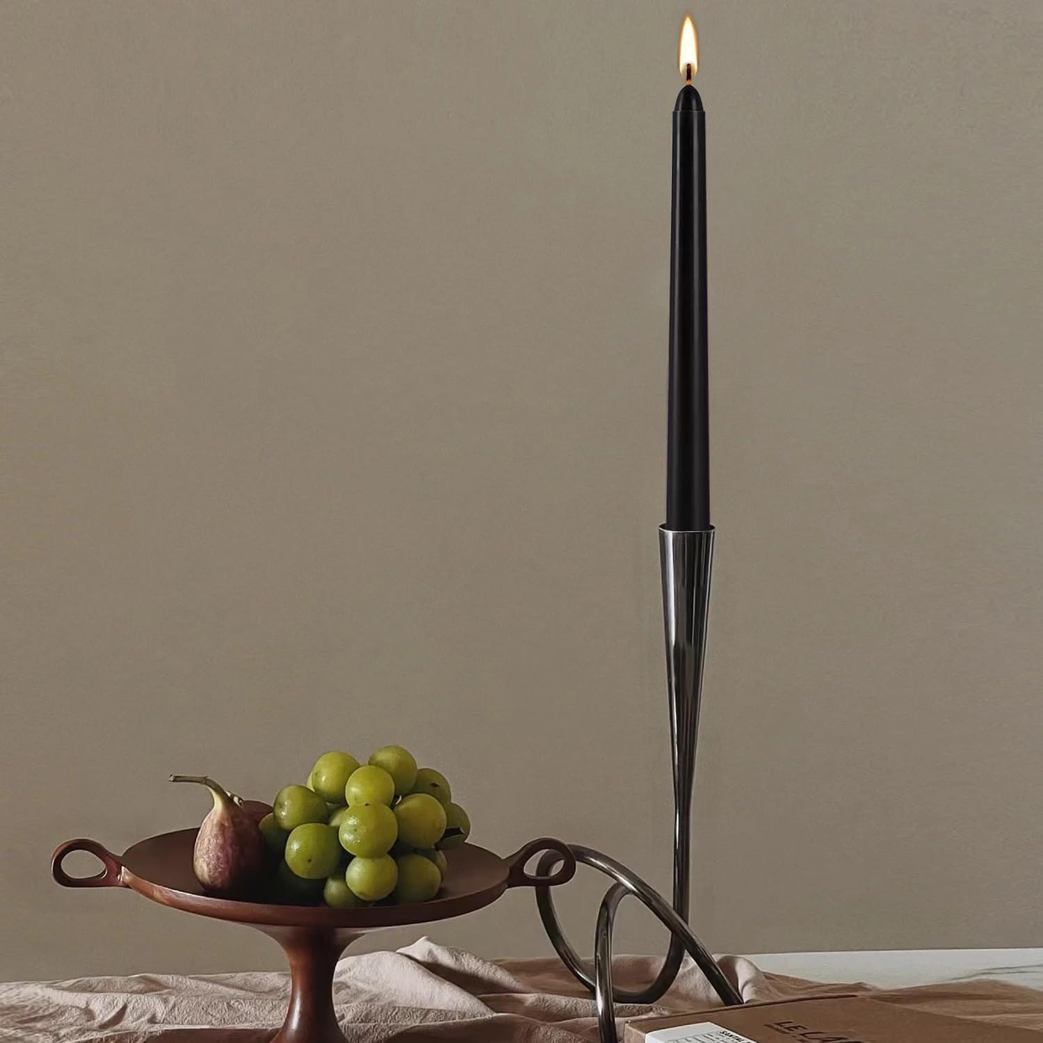 Detalle 2 de YOROXRG Black Taper Candles, 24 Pack