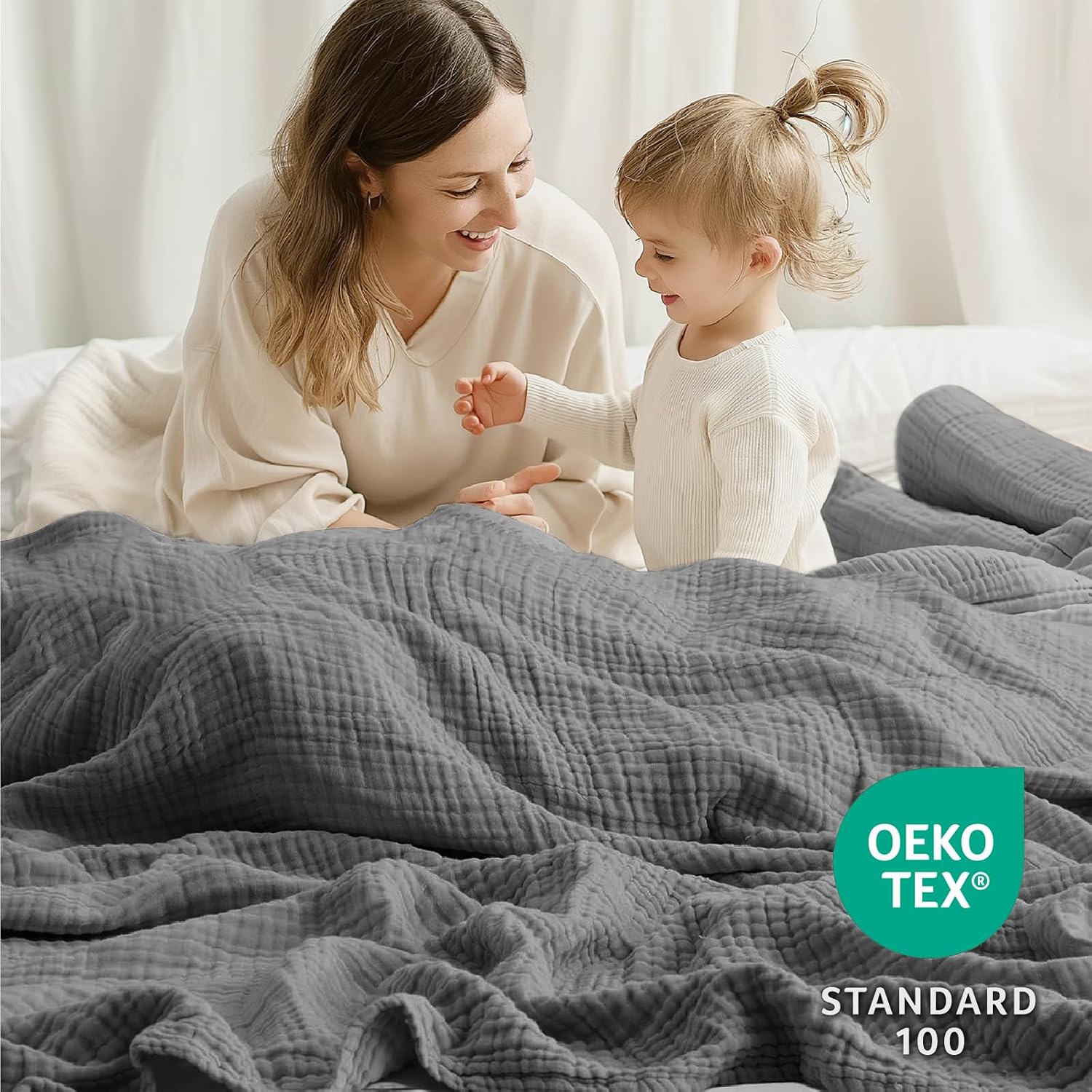Detalle 2 de Cotton Muslin Blanket, 50 x 70 Inches