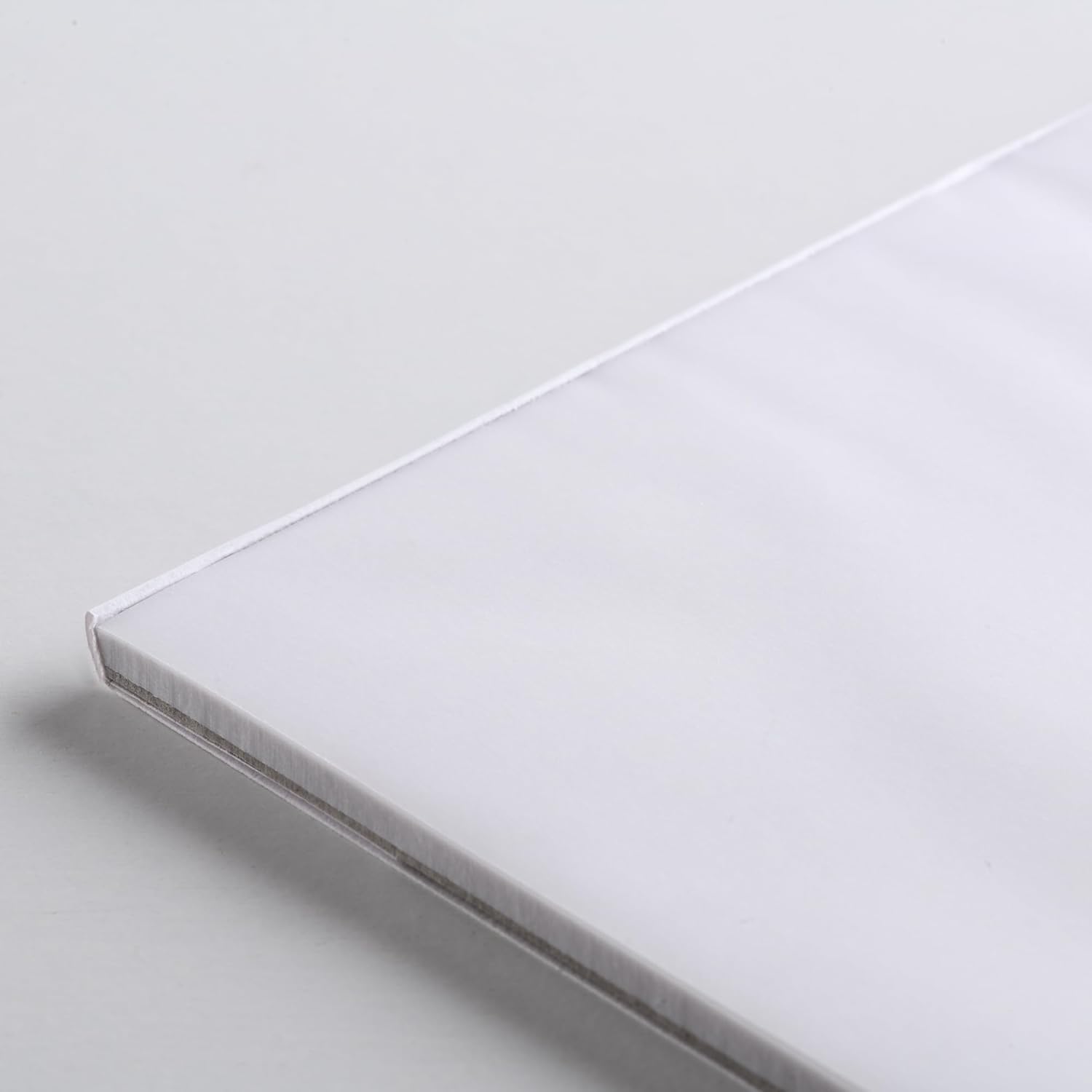 Thumbnail 1 de CANSON Bloc calque satin 90/95 g/m² — 50 feuilles A3, surface satinée