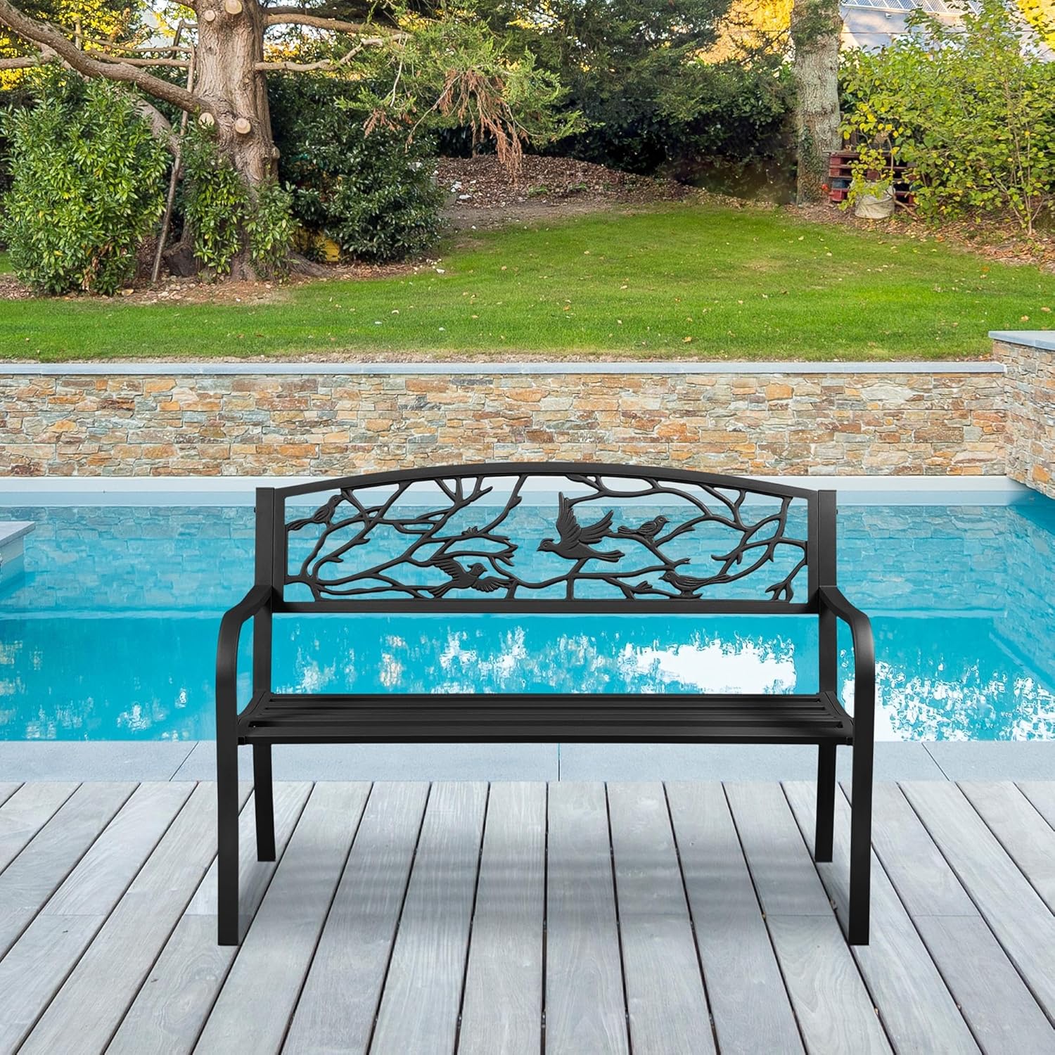 Detalle 2 de Yaheetech panca da giardino in ferro 127×52×86 cm con braccioli e schienale decorato, portata 180 kg, colore nero