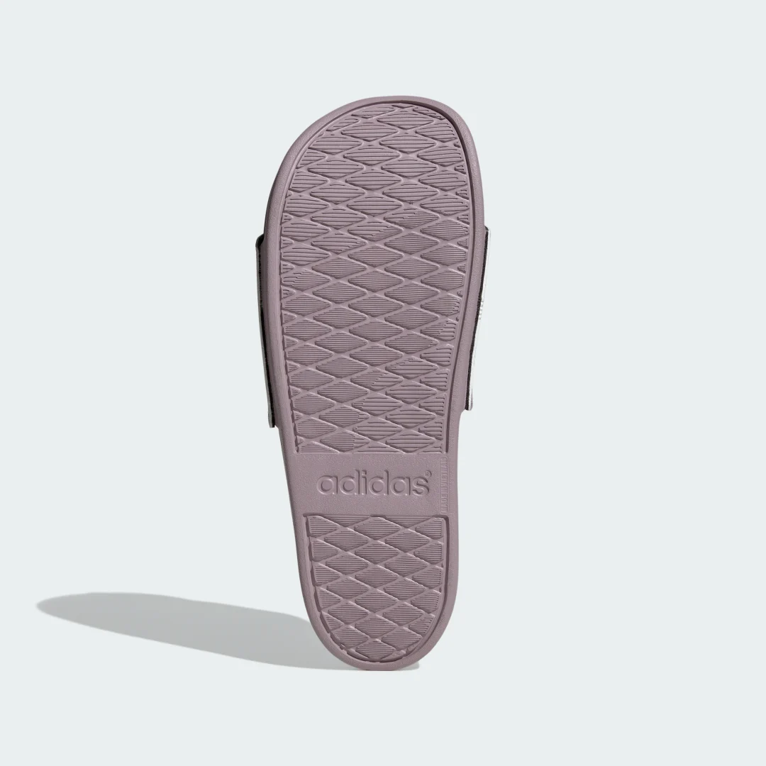 Thumbnail 2 de Adilette Comfort en color Violeta de Adidas: chaqueta para pie cómodo en casa y playa