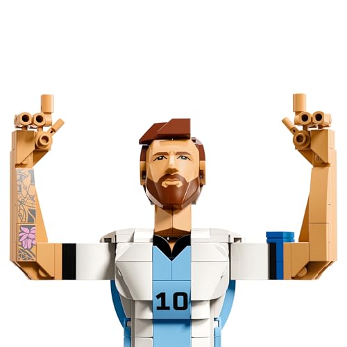 Detalle 2 de LEGO Editions Lionel Messi: Leyenda del Fútbol – Maqueta 3D de Figura y dos poses