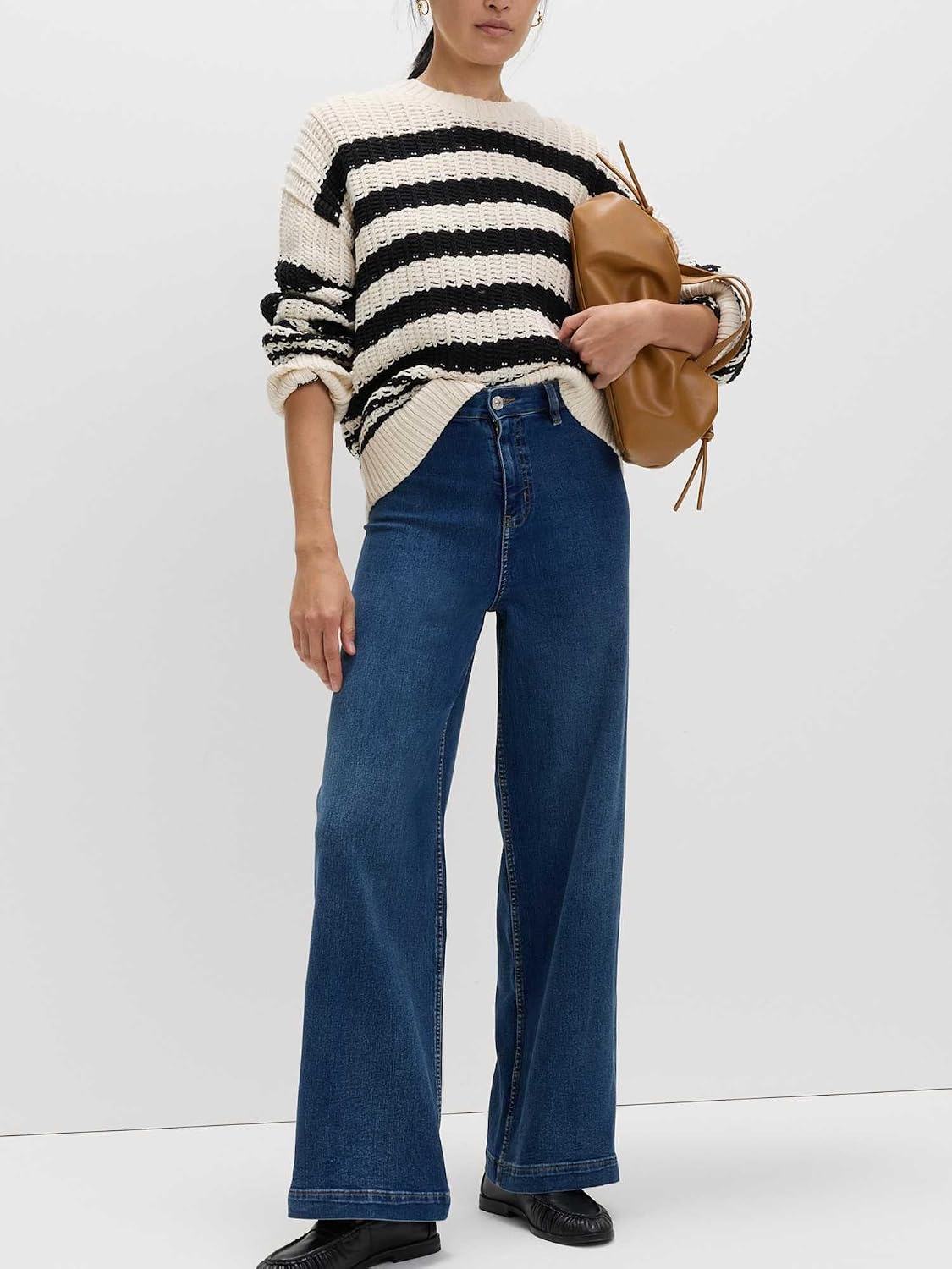 Detalle de Marks & Spencer damesjeans met hoge taille, wijde pijpen en stretch
