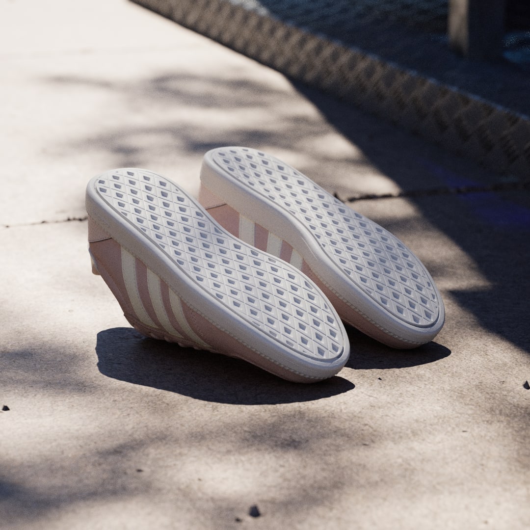 Detalle de Zapatilla Breaknet Sleek de Adidas: rosa, cómodo y versátil para el día a día