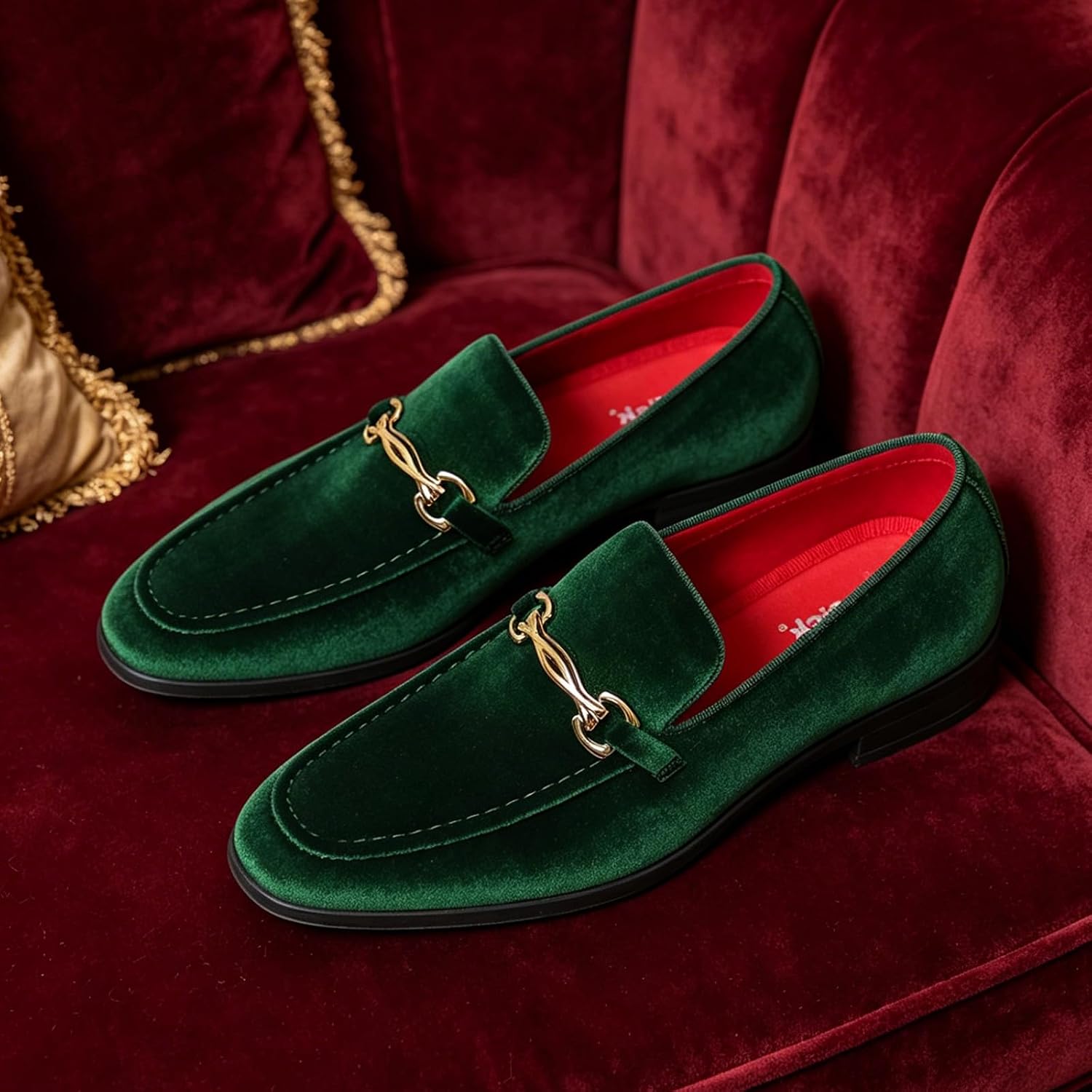 Detalle 2 de Men’s Velvet Loafers