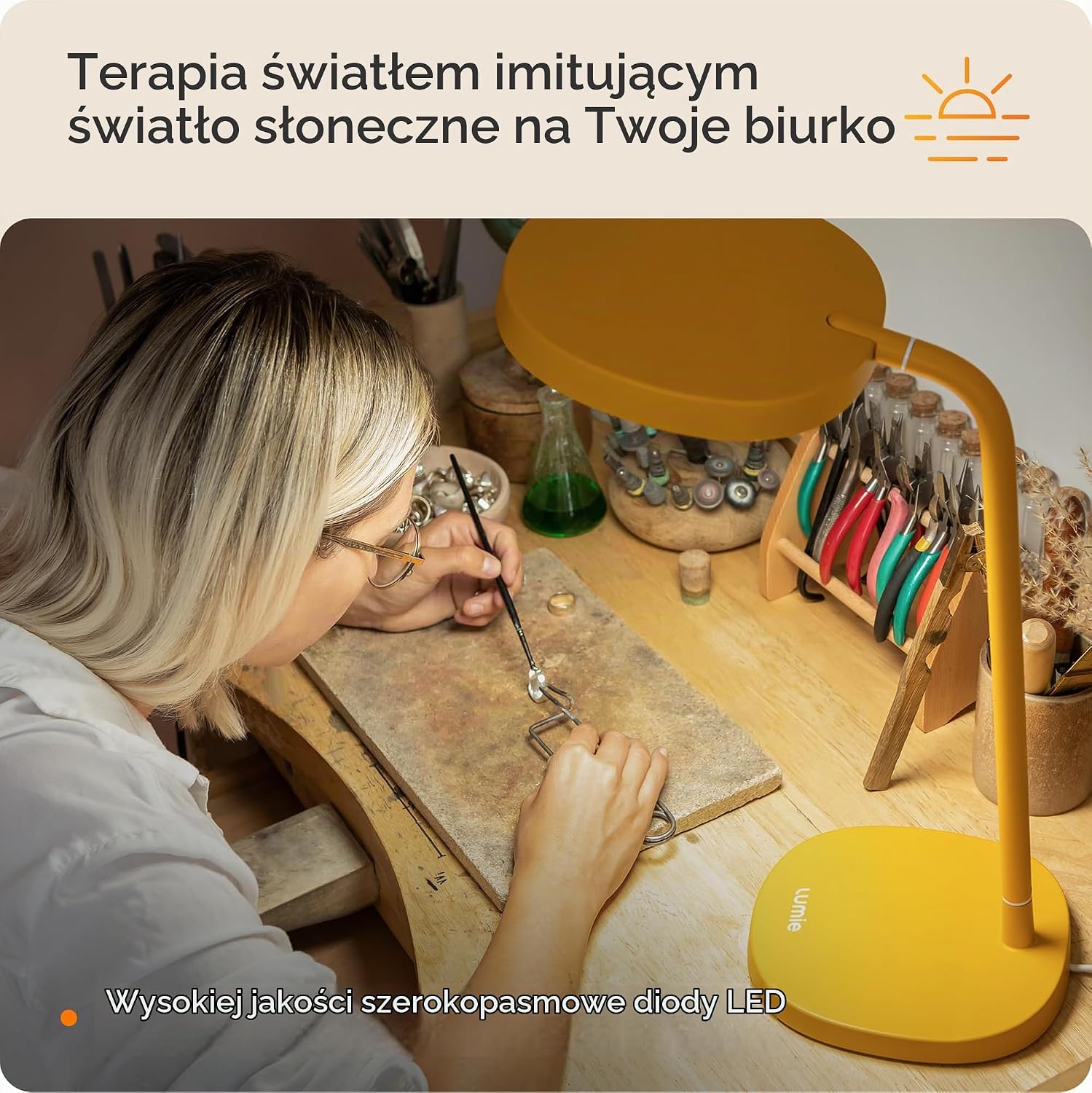 Thumbnail 4 de Lumie NDLTE-000Y Task – regulowana lampa biurkowa LED, żółta, 10 000 luksów