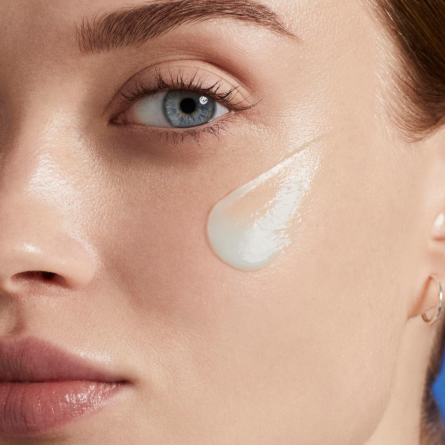 Detalle de Biotherm Aquasource Night Spa Nachtcreme – Tiefenhydration mit Spa-Effekt (50 ml)
