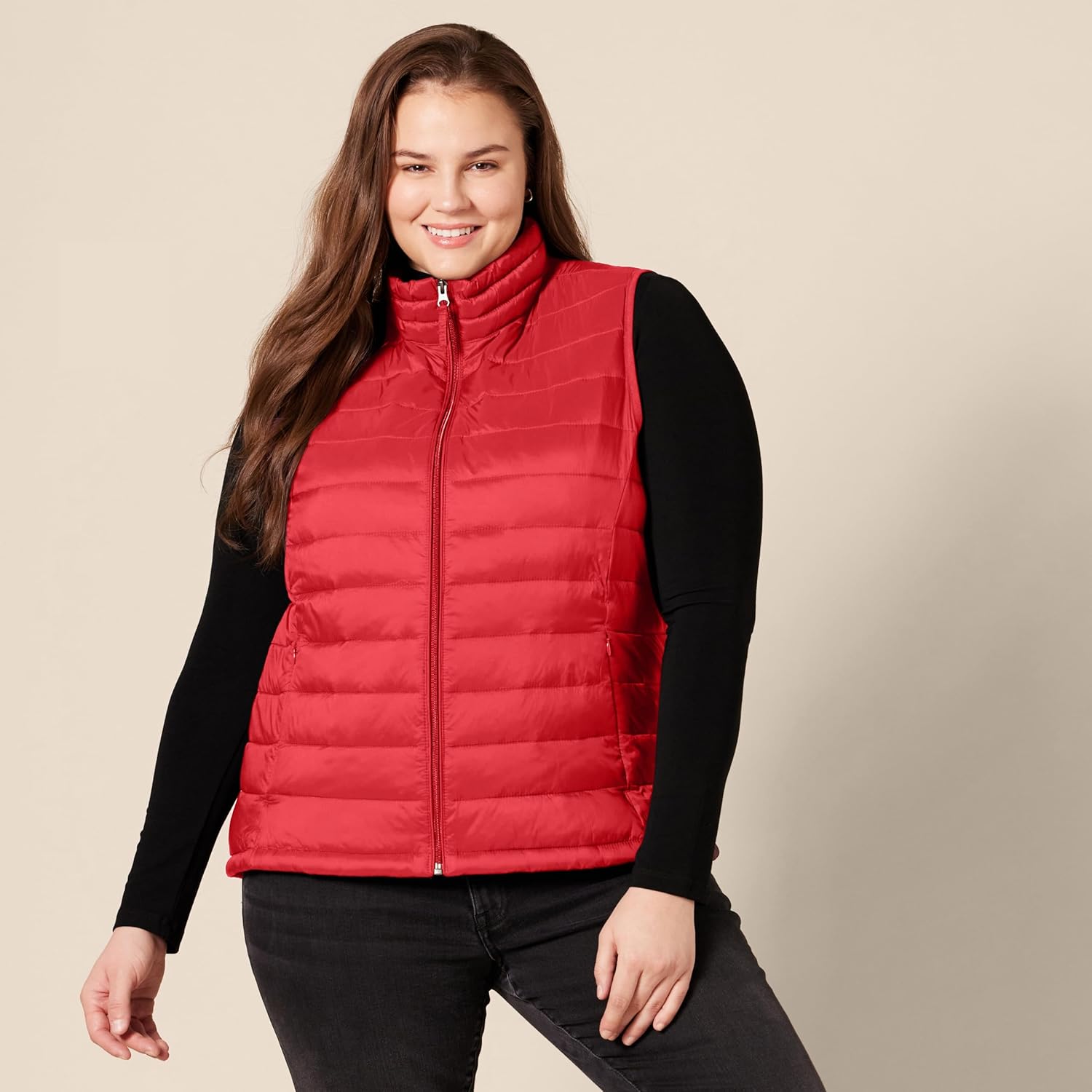 Thumbnail 5 de Amazon Essentials Women's Lightweight Water-Resistant Packable Puffer Gilet