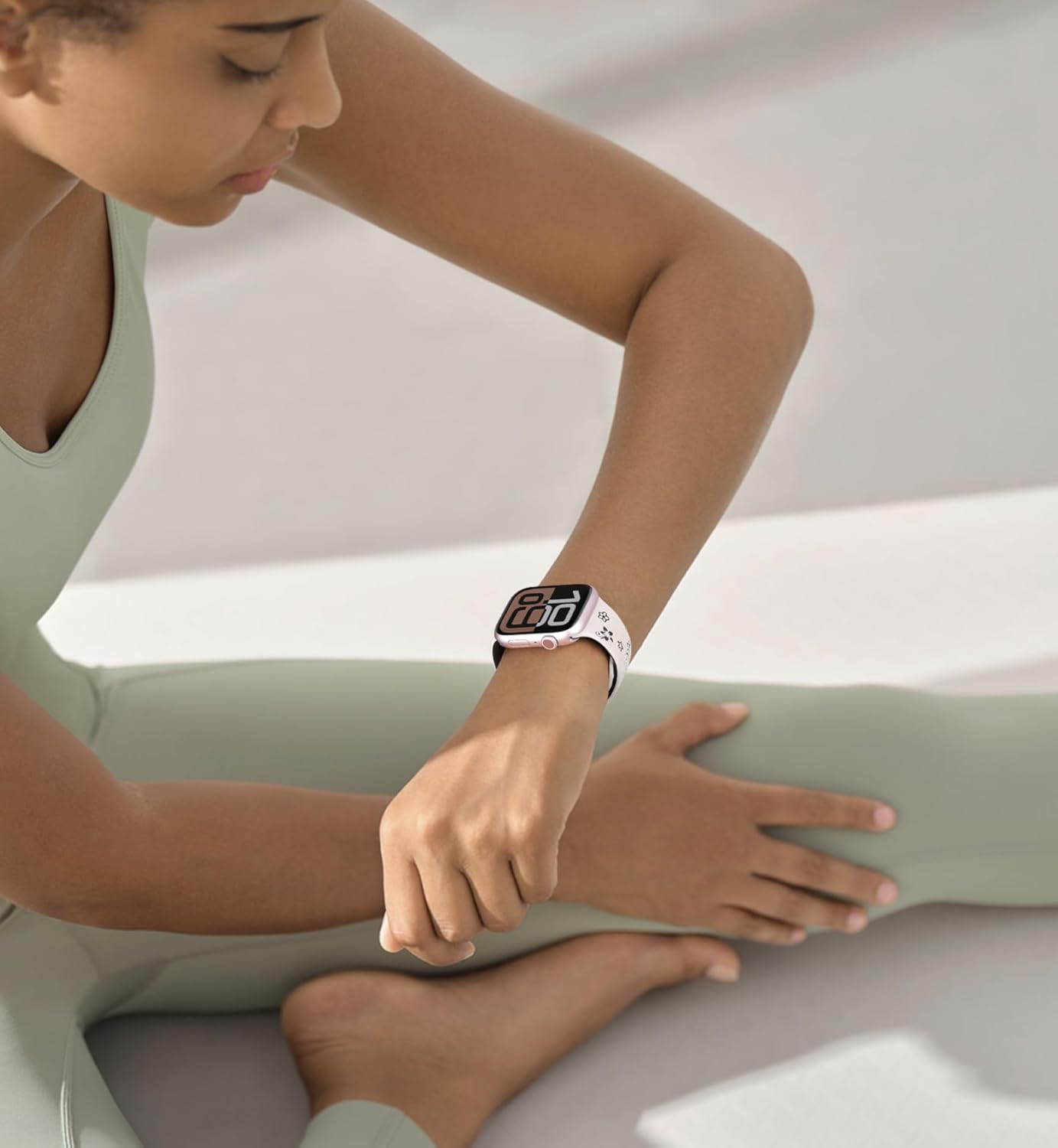 Detalle 2 de Apple Watch Ultra Band 8 Pack 49mm