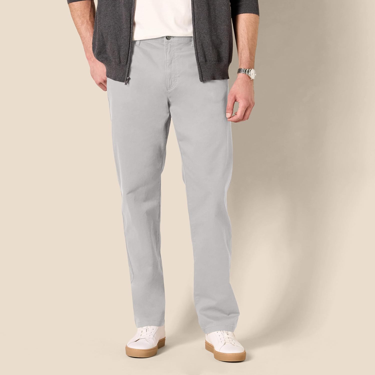 Thumbnail 5 de Amazon Essentials Men’s Straight-Fit 5-Pocket Stretch Twill Trousers