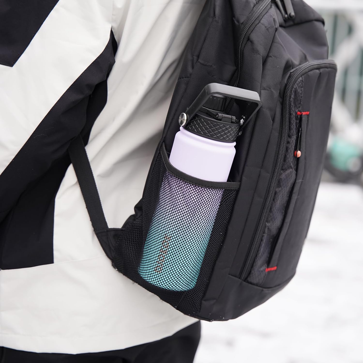 Detalle de BJPKPK insulated water bottles, 22 oz