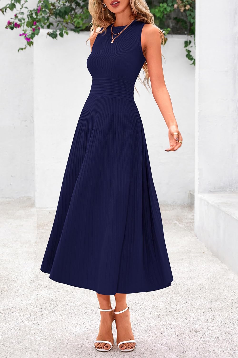 Thumbnail 4 de PRETTYGARDEN Sleeveless Pleated Midi Dress – Spring/Summer 2026