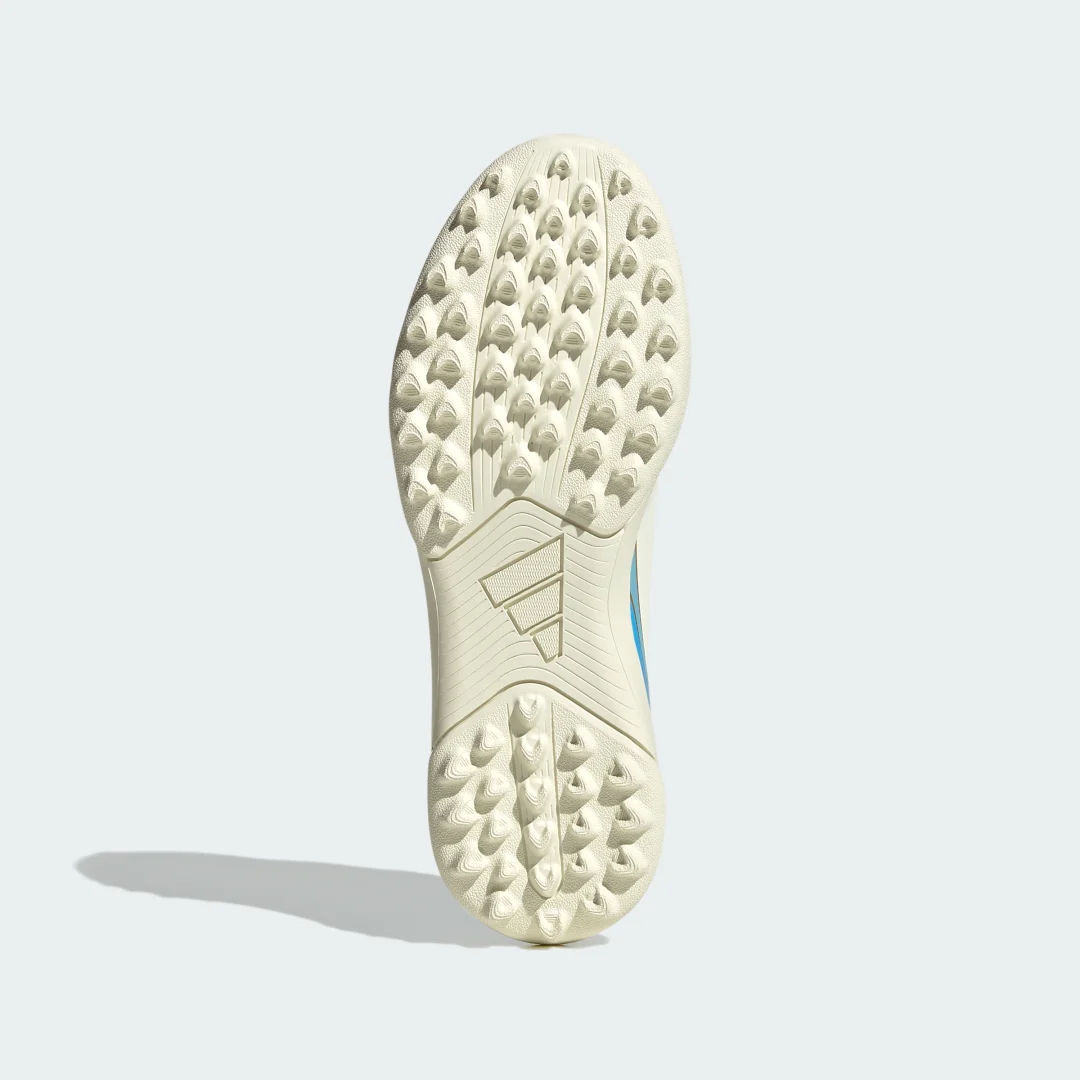 Thumbnail 3 de Zapatilla de fútbol F50 Messi Club moqueta de Adidas