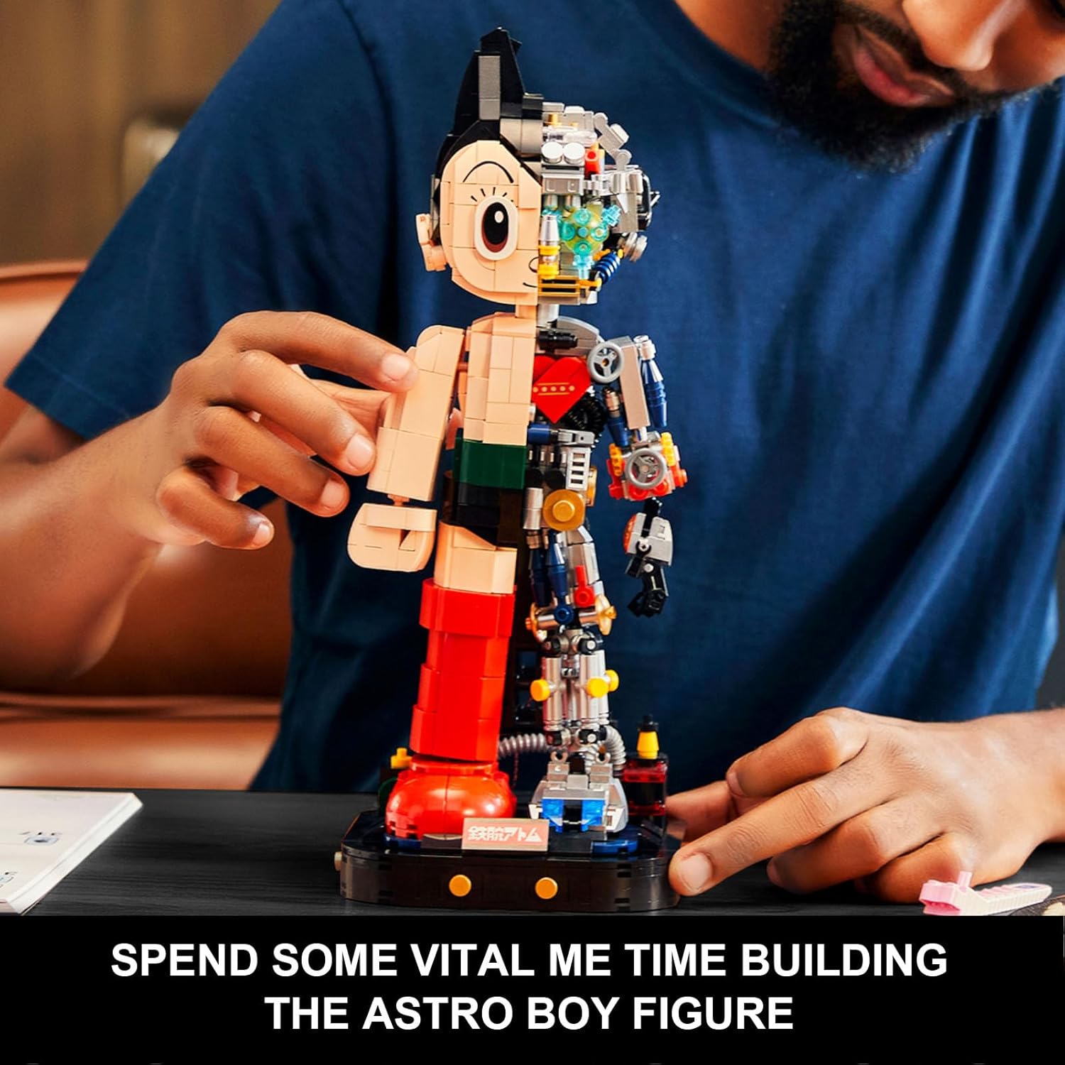 Detalle de PANTASY Astro Boy Robot Set de Construction 32 cm – Astro Boy Mechanical Clear