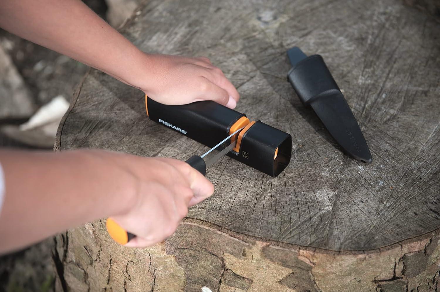 Thumbnail 6 de Fiskars Kaminofen-Set Freizeitbeil X5-XXS, 23 cm inkl. Xsharp Schärfer, Universalmesser K40 und Köcher