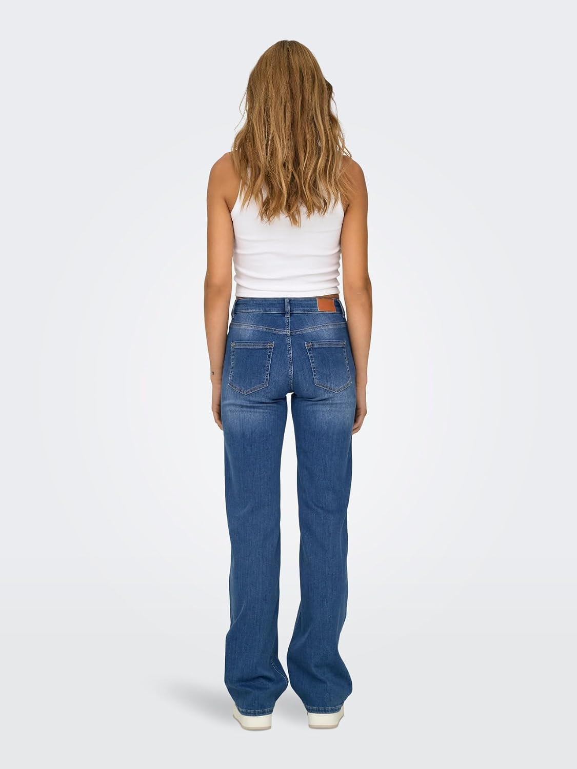Detalle 2 de ONLY Female Straight-Fit Jeans ONLBLUSH – Mittlere Taille, Gerade geschnitten