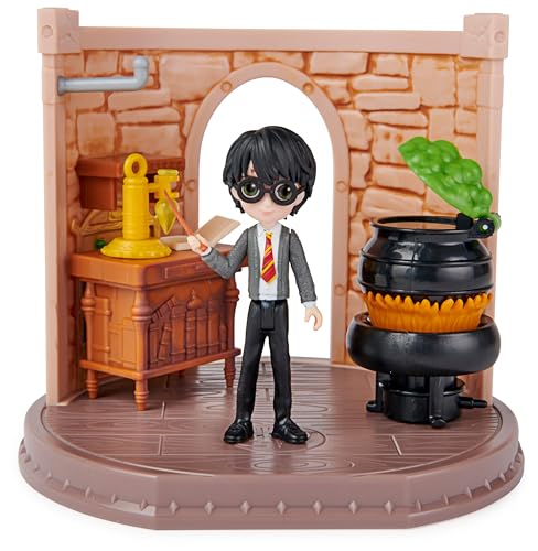 Detalle de HARRY POTTER Aula de Pociones 8 cm