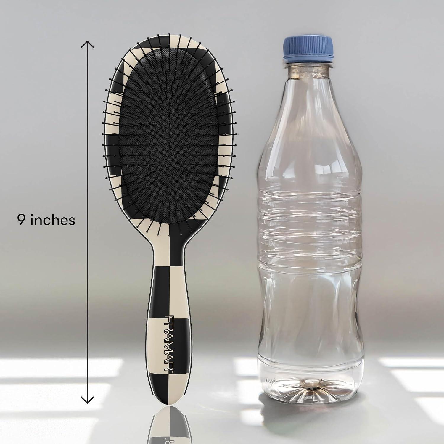 Thumbnail 6 de FRAMAR Checkered Print Hair Brush Detangler – Wet Hair Brush for Women