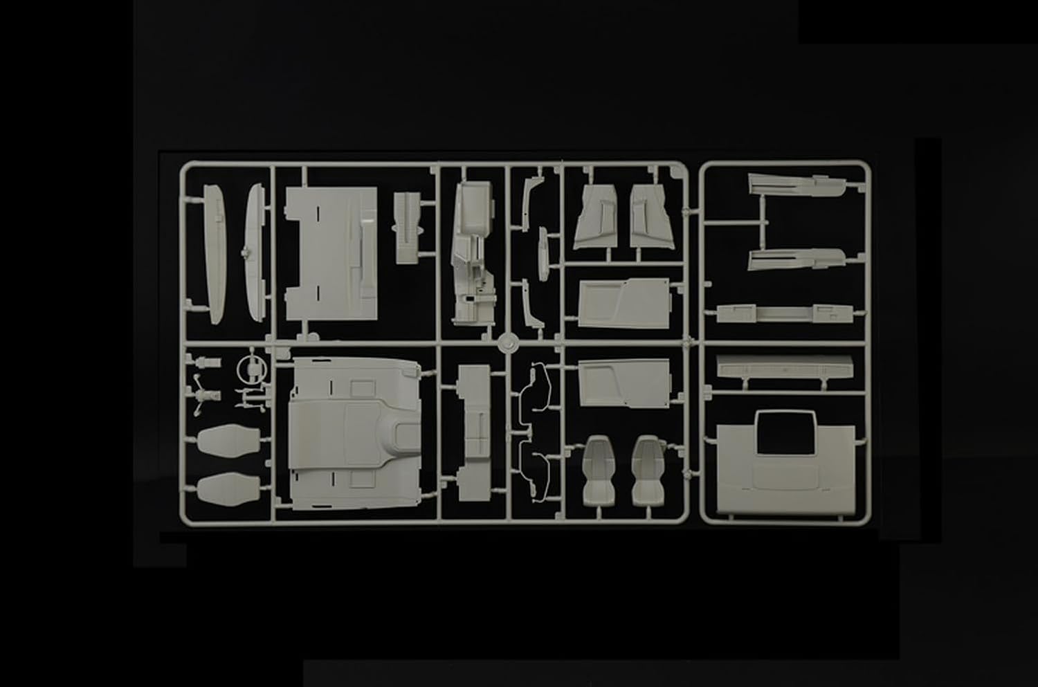 Thumbnail 6 de Italeri 3962 Volvo FH Plat Dak – plastikowy zestaw modelarski ciężarówki 1:24