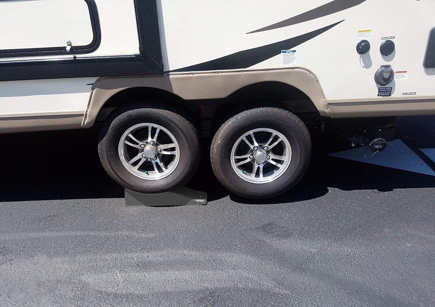 Thumbnail 3 de KATSU Caravan Leveling Ramps (set of 2) heavy-duty plastic garage vehicle ramps for lifting