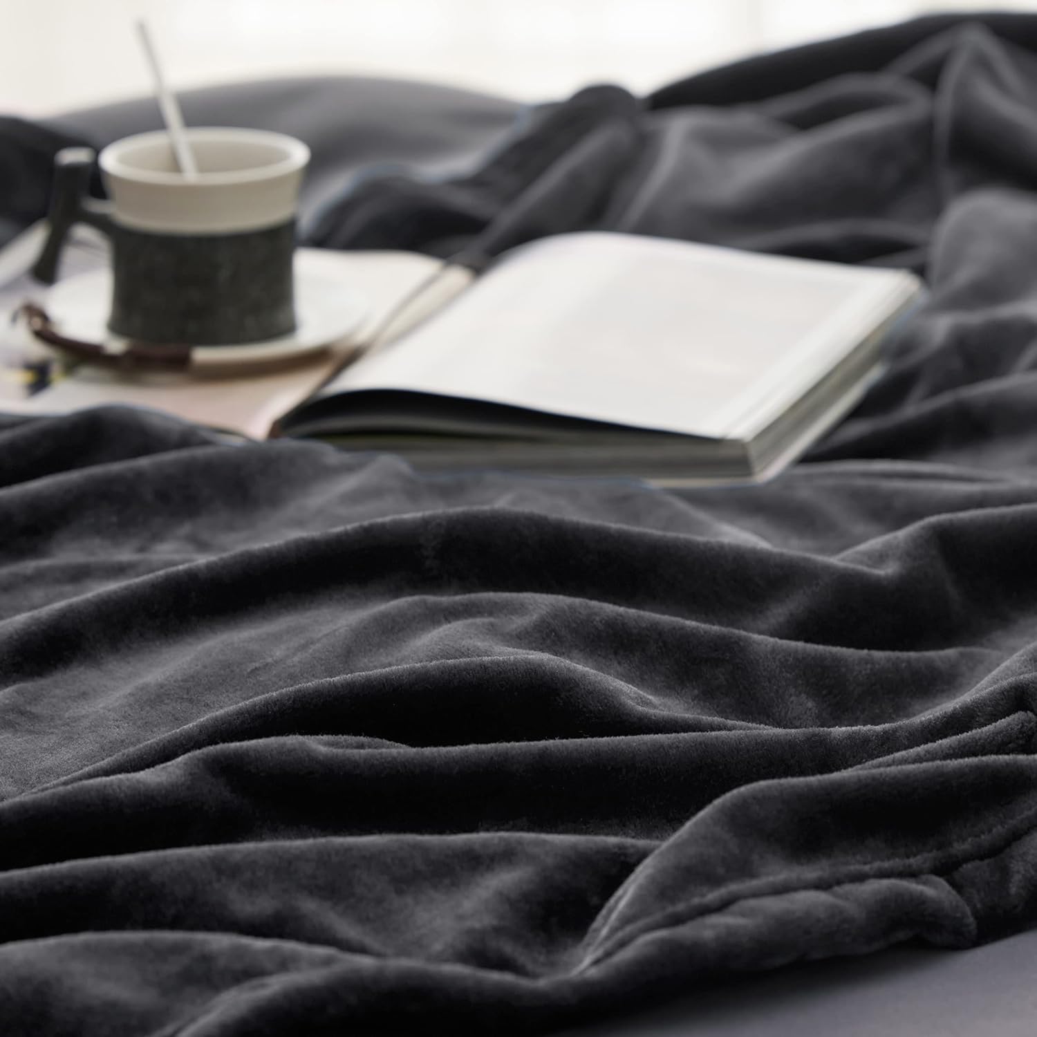 Thumbnail 4 de Bedsure Fleece Blanket King Size: Soft, Warm and Safe 270x230 cm (Dark Grey)