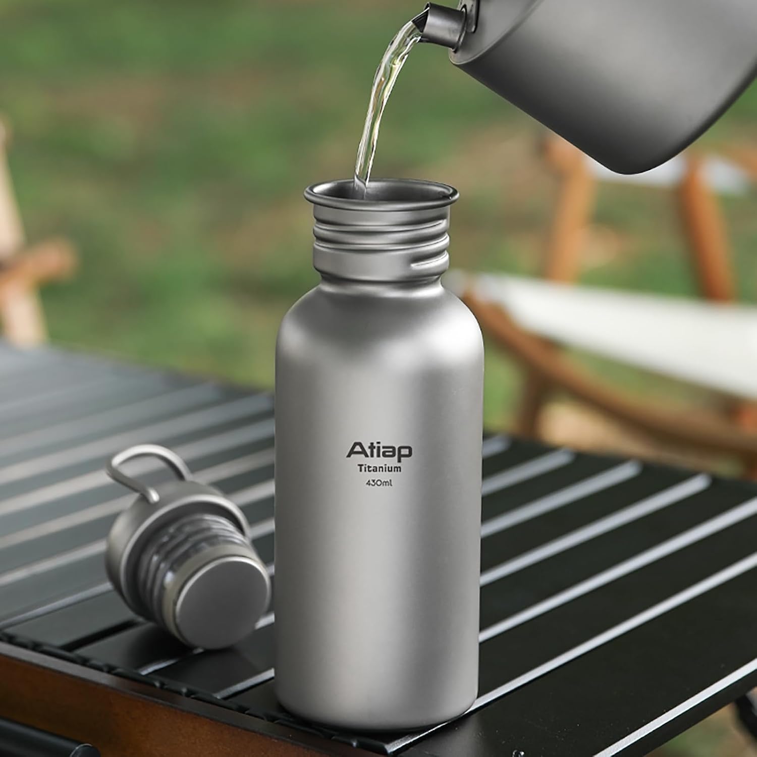 Detalle 2 de ATiAP Ta8370-M titanium drinkfles 600 ml met brede opening