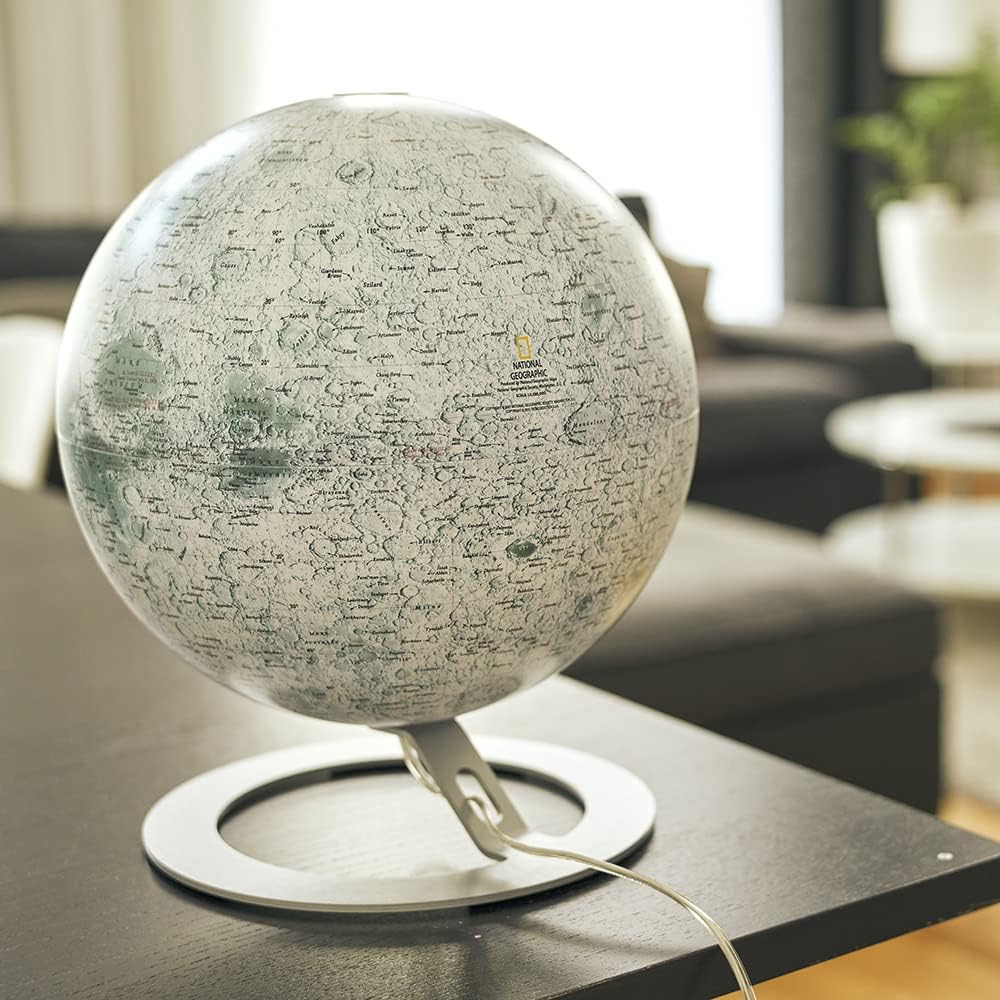 Thumbnail 4 de Tecnodidattica Mappamondo National Geographic Luna – Mappa Lunare Luminoso, Girevole e con Base in Alluminio