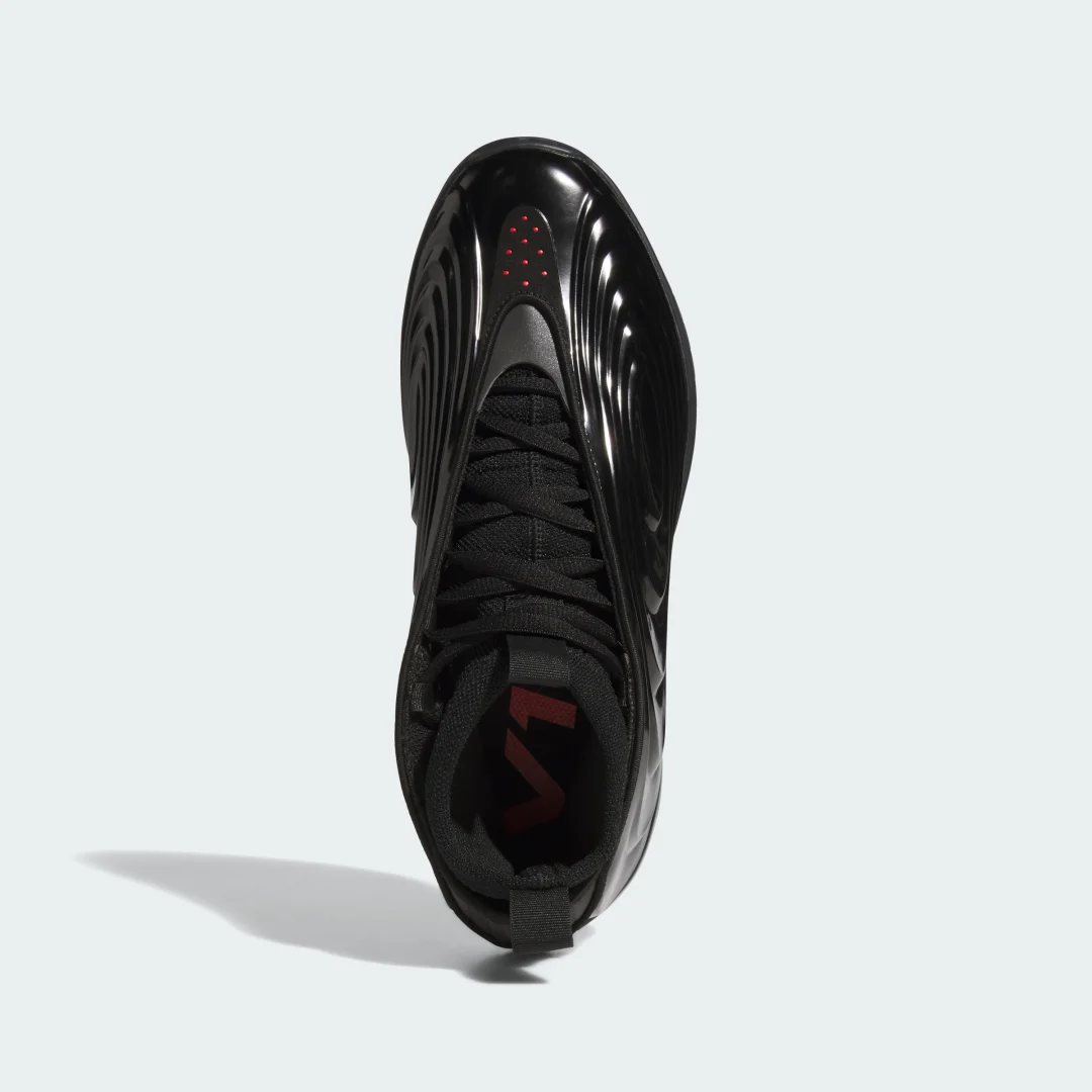 Detalle de Adidas Harden Volume 10: Zapatilla en Negro para juego y vida diaria
