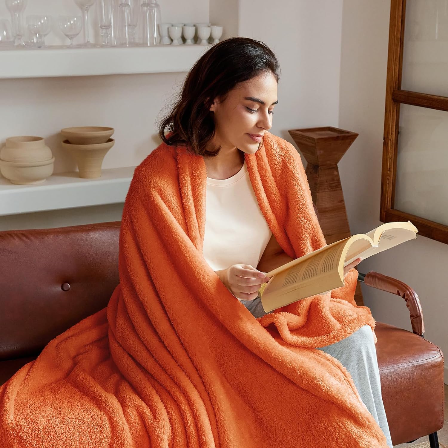 Thumbnail 4 de Exclusivo Mezcla Plaid polaire velours 230x270 cm Orange – couverture douce et moelleuse pour canapé ou lit