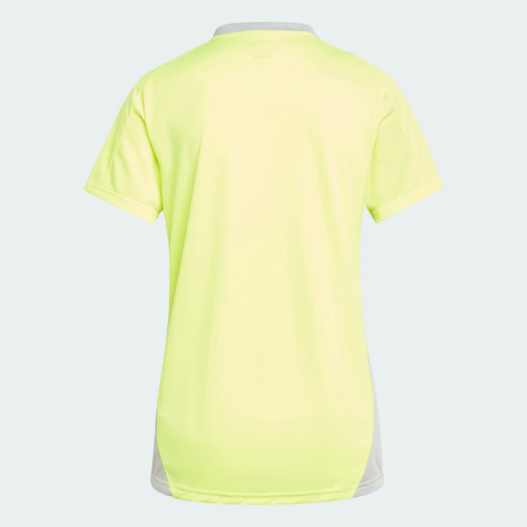 Detalle 2 de Camiseta entrenamiento Tiro 24 Competition de Adidas – amarilla