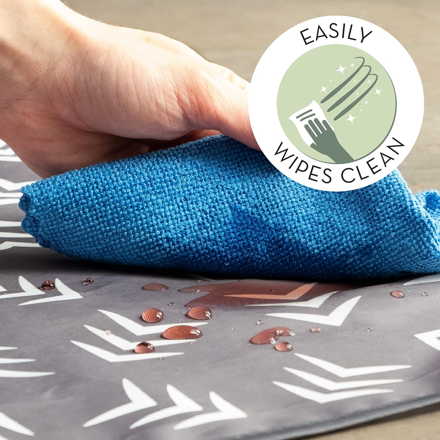Detalle de S&T INC. High Chair Splat Mat, 42" x 42