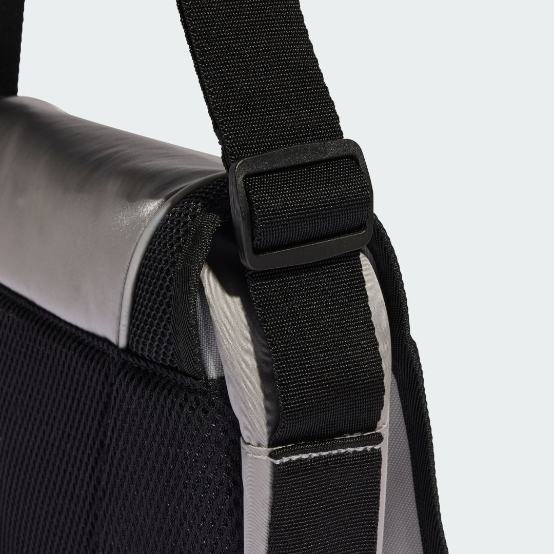 Thumbnail 3 de BOLSO MESSENGER PEQUEÑO Adidas: comodidad discreta en gris para uso diario