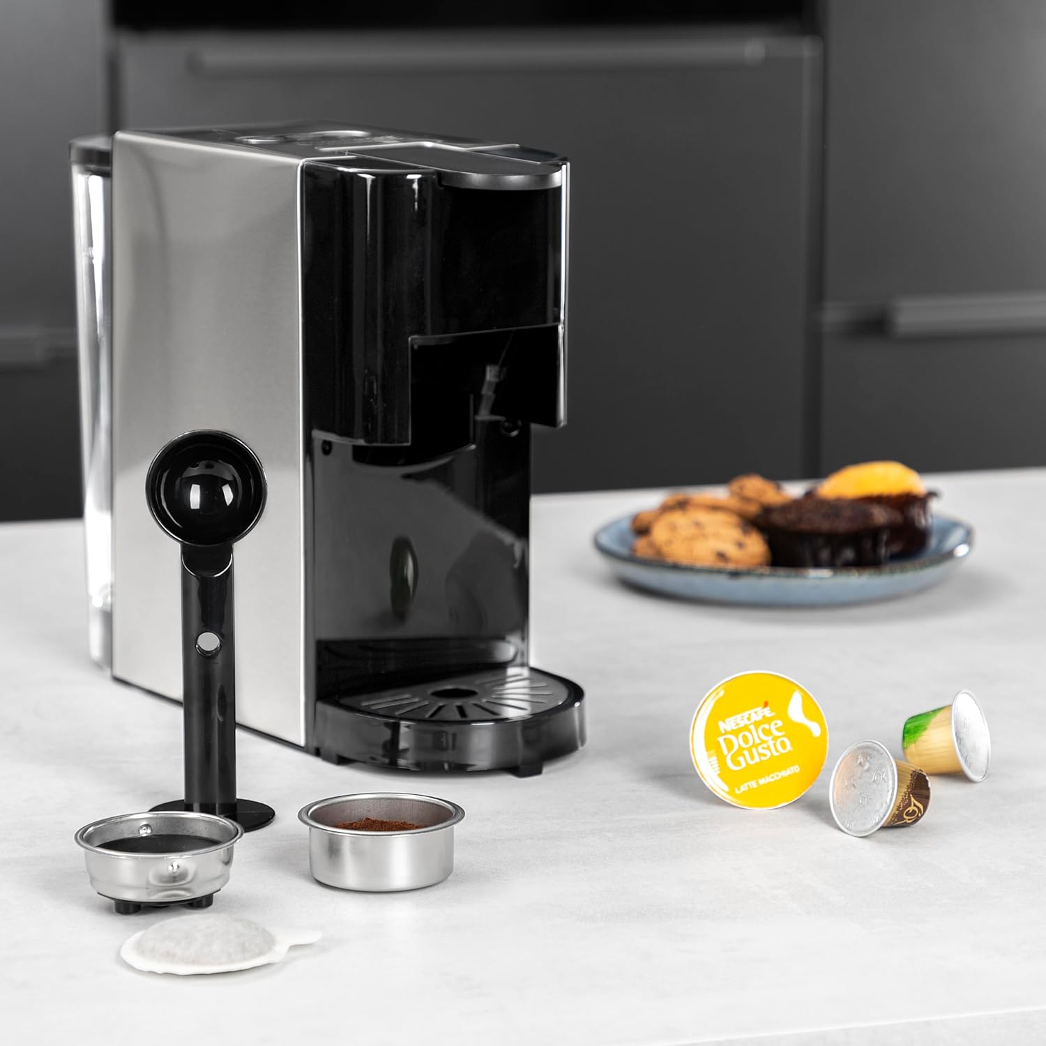 Detalle de Princess Machine à café multi-capsules 4 en 1 – 800 ml, 1450 W, Noir et argent