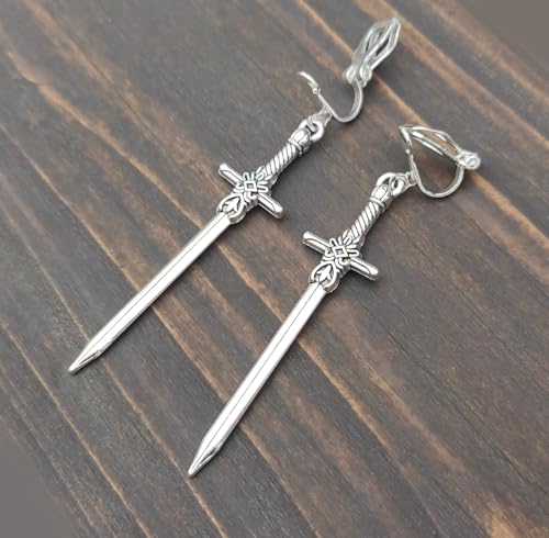 Thumbnail 6 de bySantana - 5 cm Silber Schwert Ohrringe | Handgefertigt, Mittelalter Stil, Dolch Ohrhänger (Ohrclips)