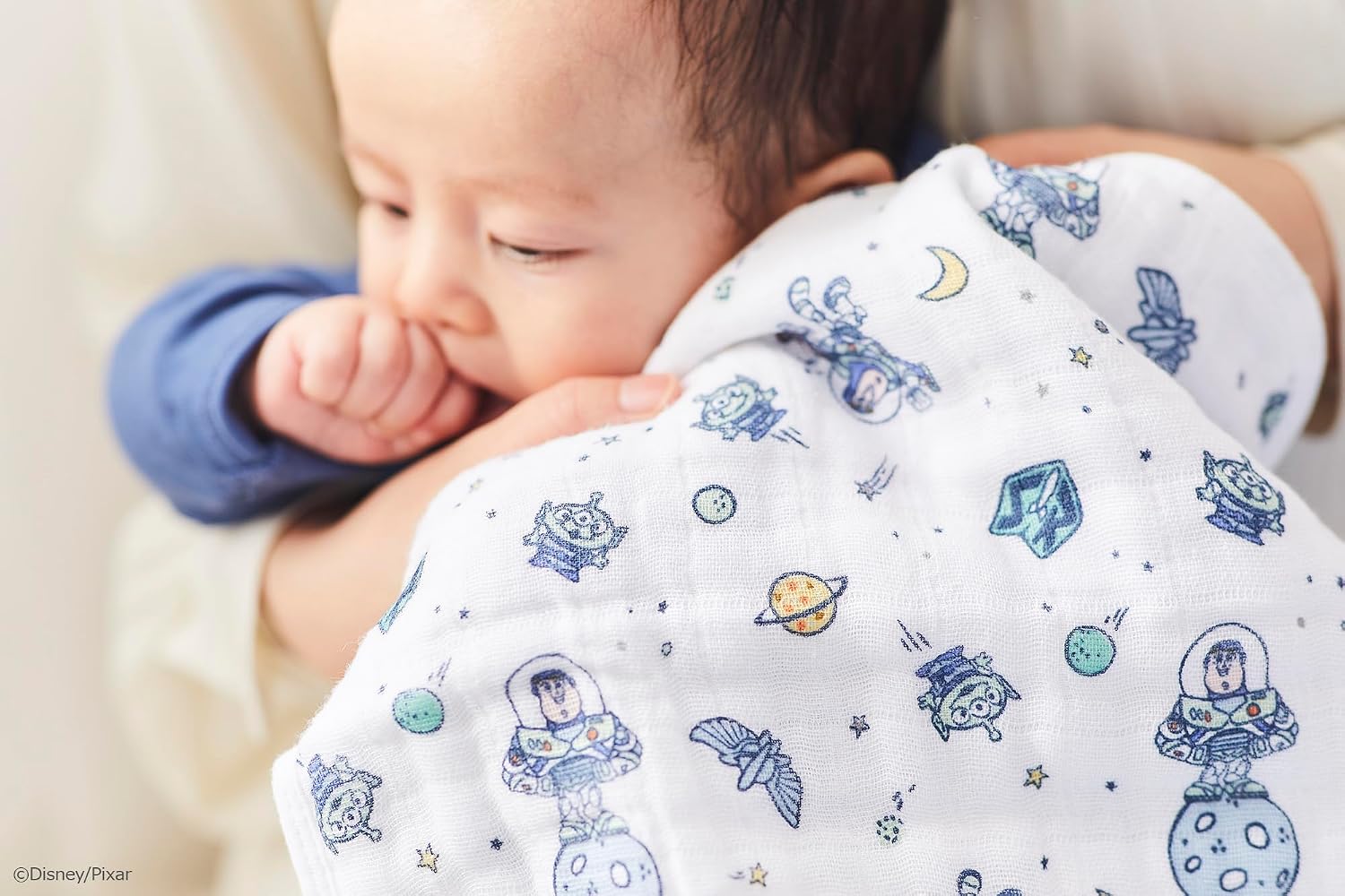 Detalle de aden + anais WCADABDAWCC30012DI ウォッシュクロス 3枚セット トイ・ストーリー柄、モスリンコットン、30×30cm