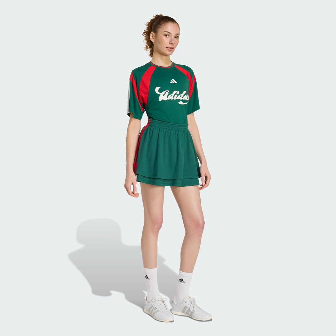 Detalle de Camiseta House of Tiro de Adidas en verde: comodidad para el día a día