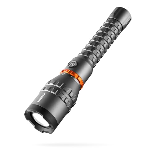 Detalle de NEBO Davinci 8000: linterna recargable de alta intensidad para camping y senderismo