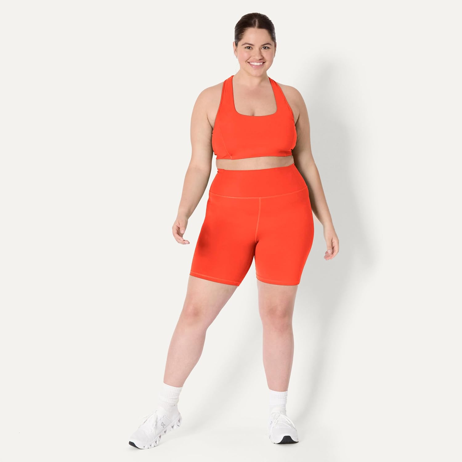 Detalle de Amazon Essentials Damen FormFlex-Radlerhose mit Hoher Taille und Taschen, 17,8 cm Innennaht
