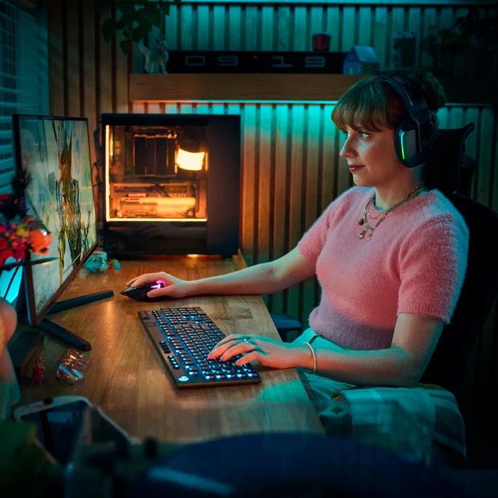 Detalle de Logitech G915 X Lightspeed Wireless Gaming-Tastatur Qwertz Schwarz – GL Tactile, kabellos